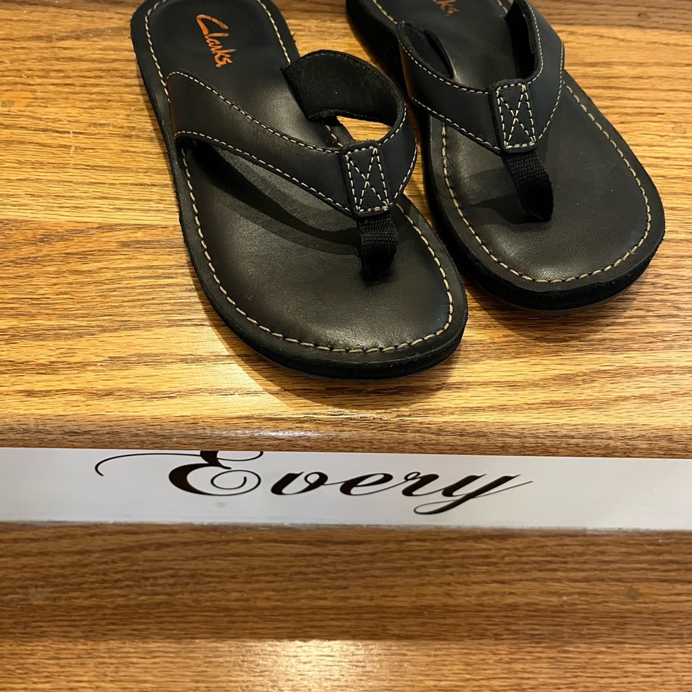 Clarks Black Sandals - Picture 2 of 4
